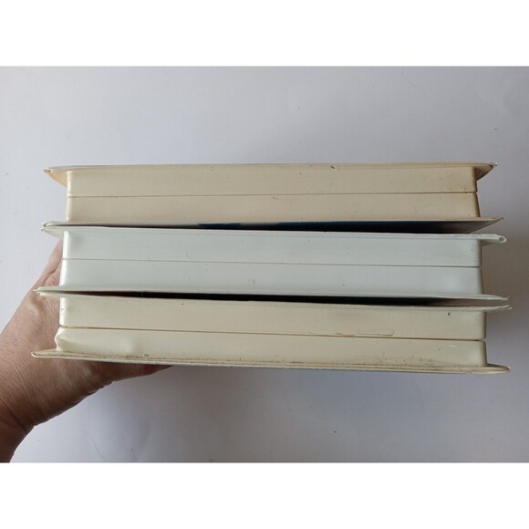 Set of 3 VHS Clamshell Kids: Amazing Panda Adventure, Tom & Huck, Wild America - Picture 9 of 11